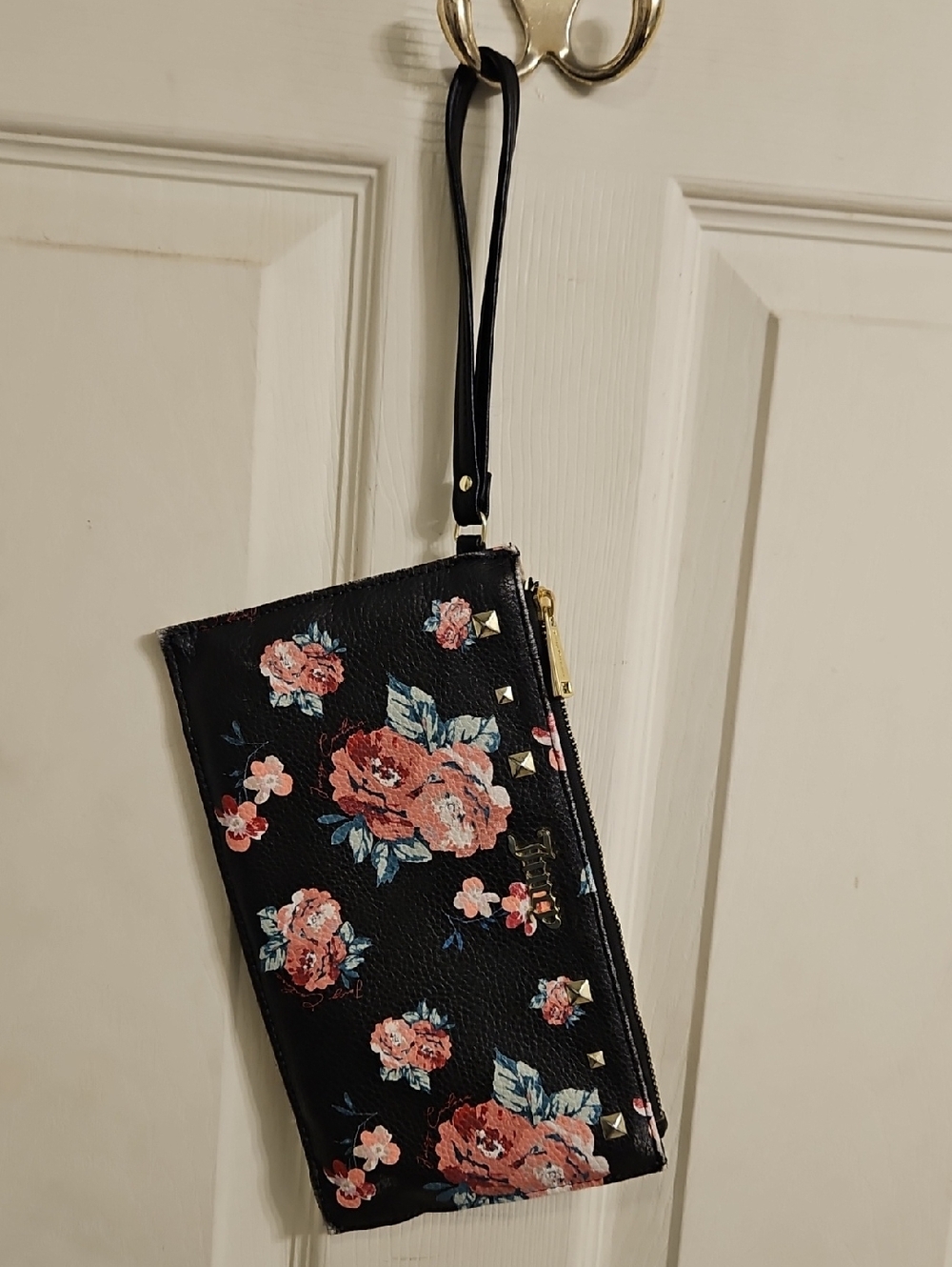 Juicy Couture Zippered Rose Graphic Wristlet